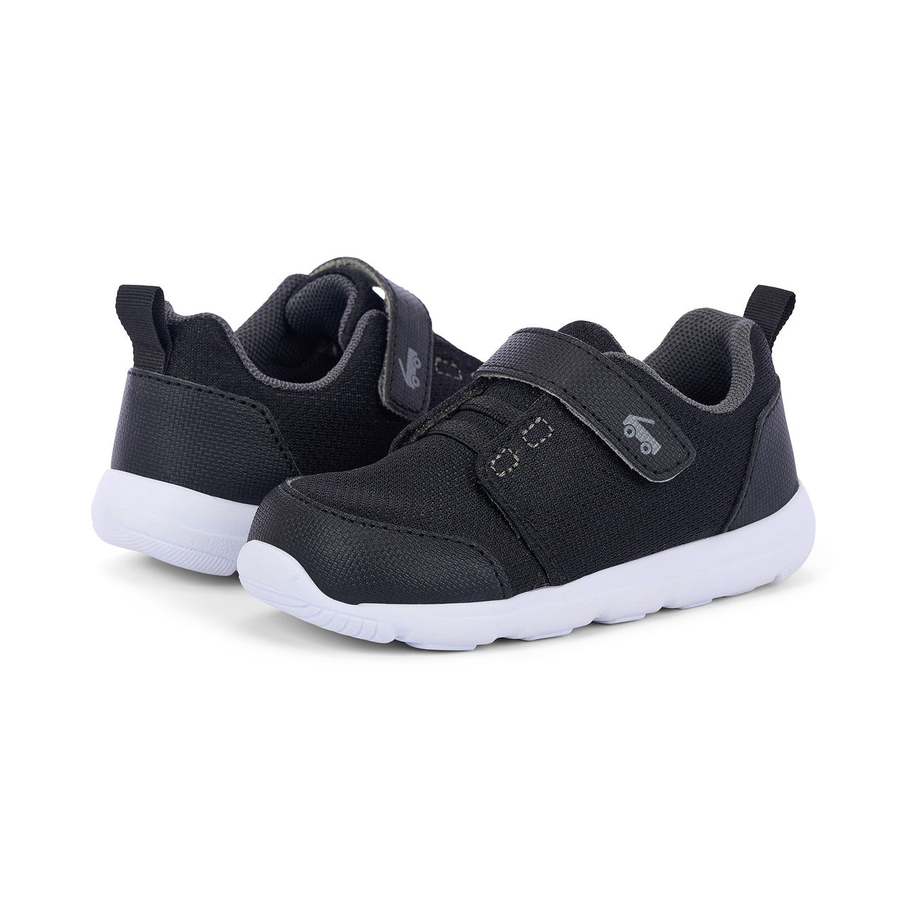 Spark Lace Raven Black | See Kai Run