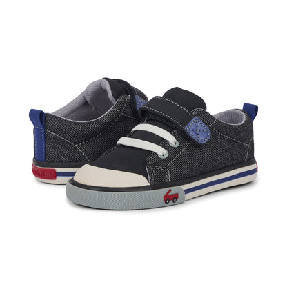 Stevie II Raven Black | See Kai Run