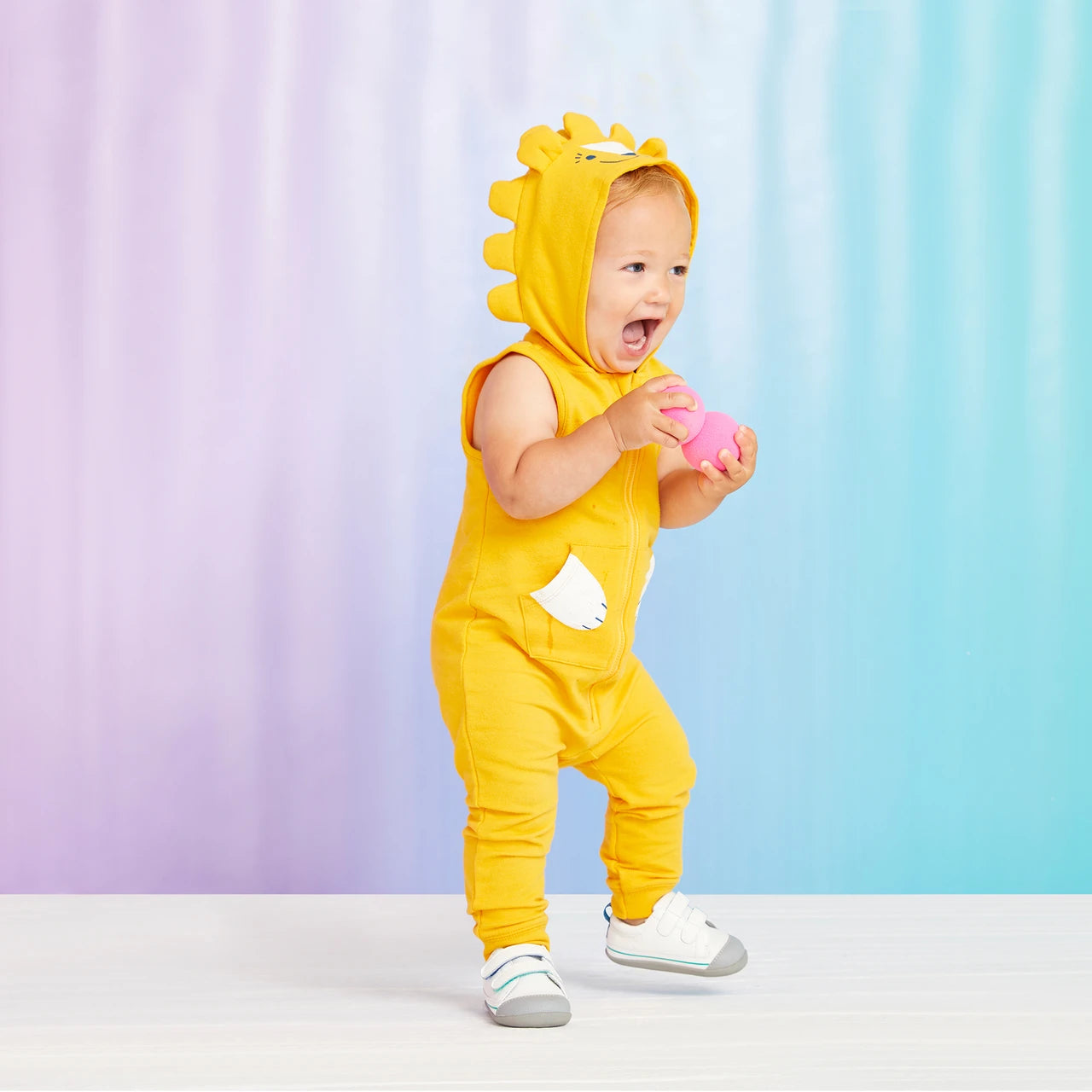Waylon (First Walker) White | See Kai Run
