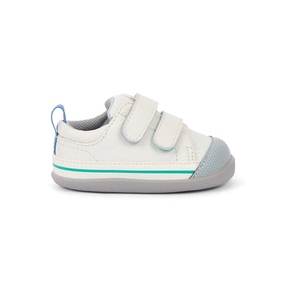 Waylon (First Walker) White | See Kai Run