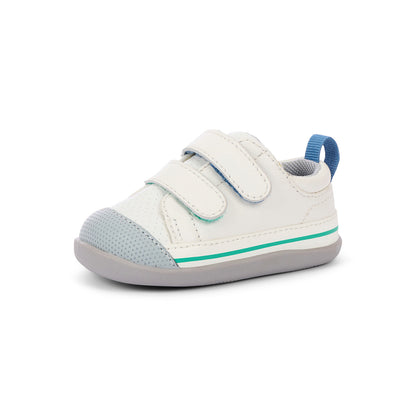 Waylon (First Walker) White | See Kai Run