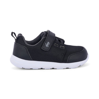 Spark Lace Raven Black | See Kai Run