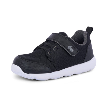 Spark Lace Raven Black | See Kai Run