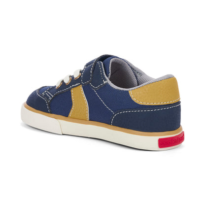 Connor Navy | See Kai Run