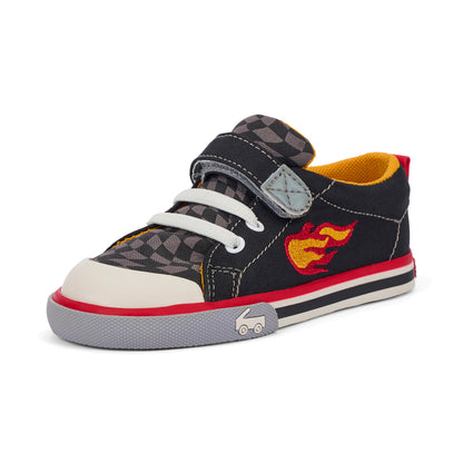 Stevie Black Flame | See Kai Run
